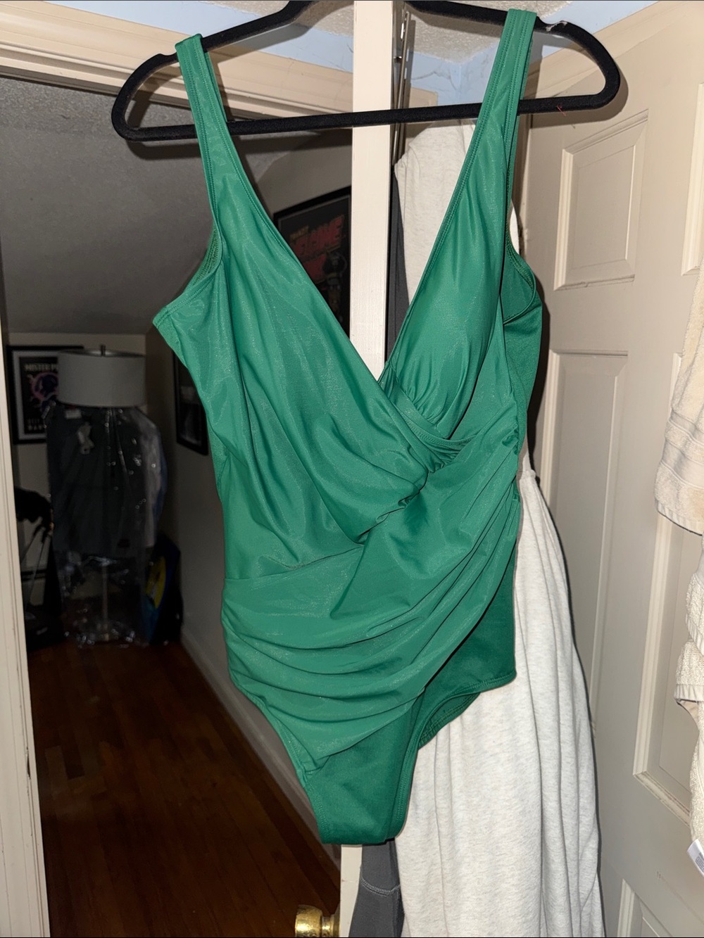Miraclesuit Emerald Green Draped One-Piece Oceanus style Malachite green NWT